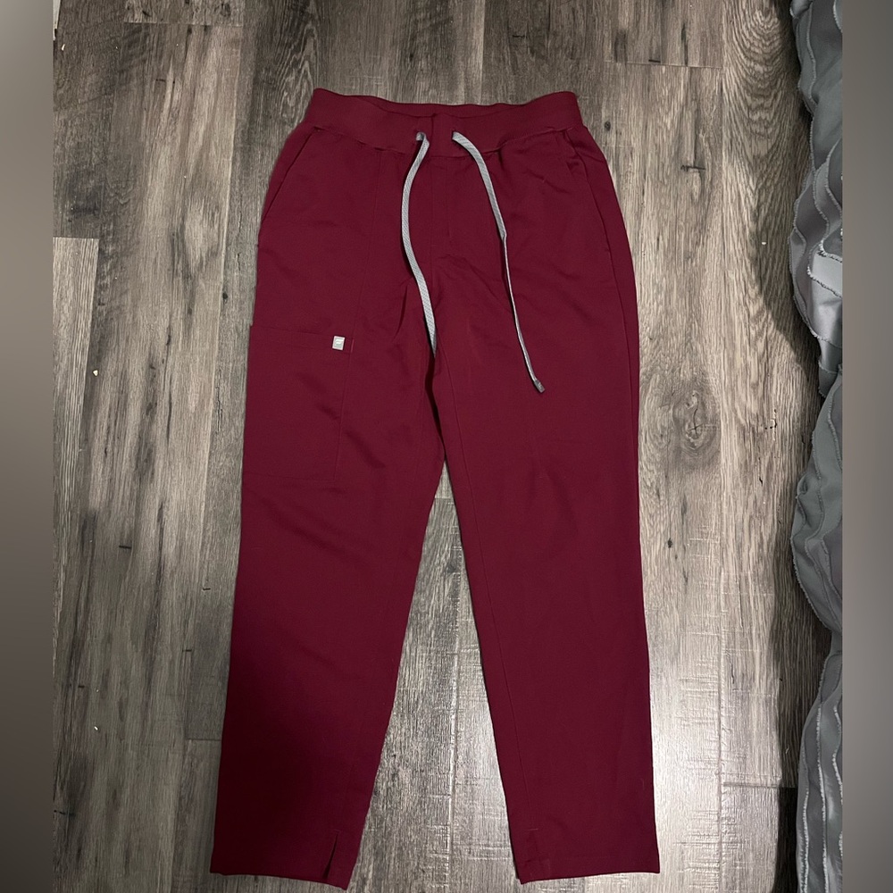 Fabletics Ion Straight Scrub Pants